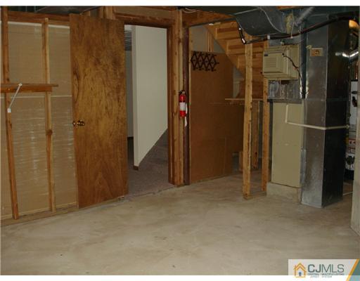 168 Salem Road North Brunswick, NJ 08902 - Photo 20 of 20 a view of a bathroom