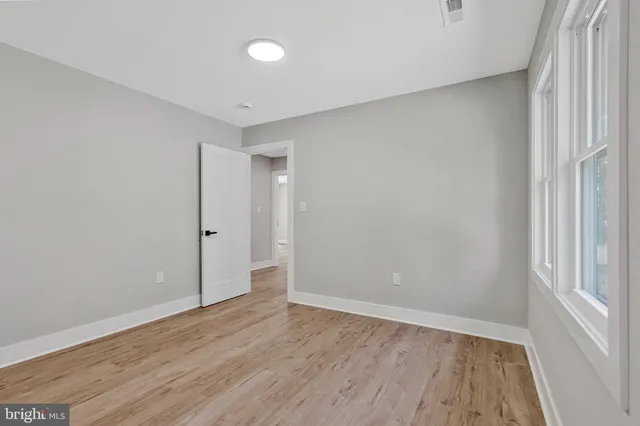 $1,250,000 | 10211 Stratford Avenue, Fairfax, VA 22030