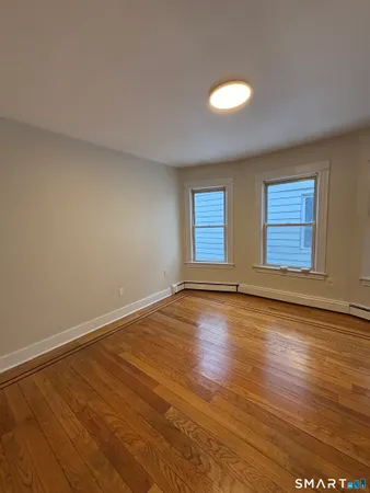 $2,400 | 2395 East Main Street, Bridgeport, CT 06610