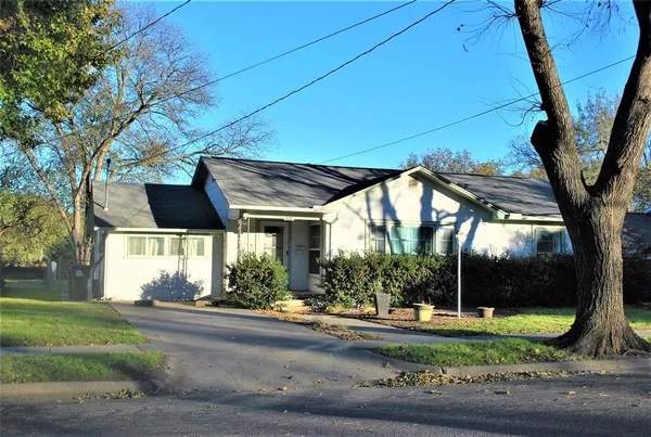 $2,150 | 1310 Coit Street, Denton, TX 76201
