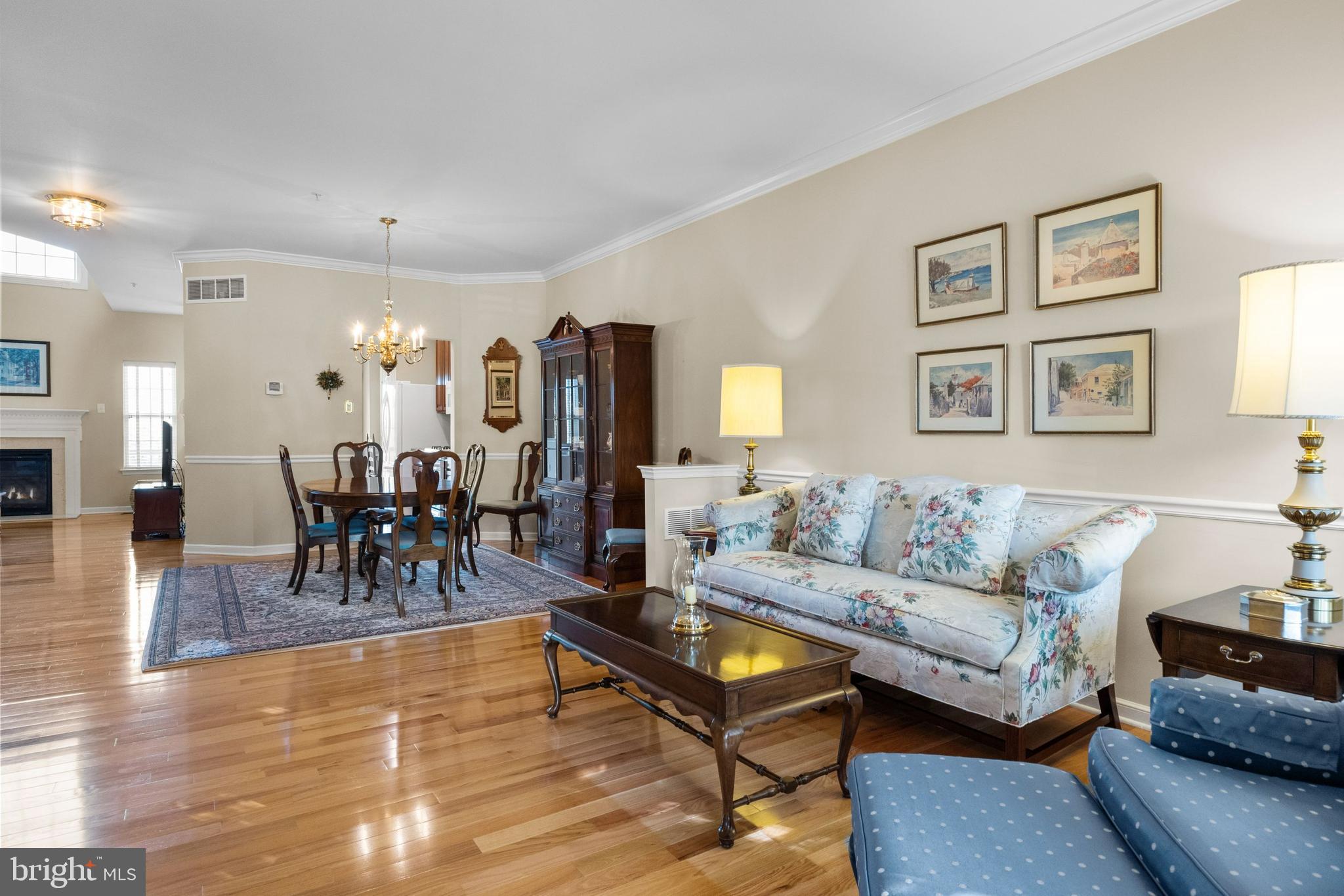 4529 Old Oak Road Doylestown, PA 18902 - Photo 5 of 35
