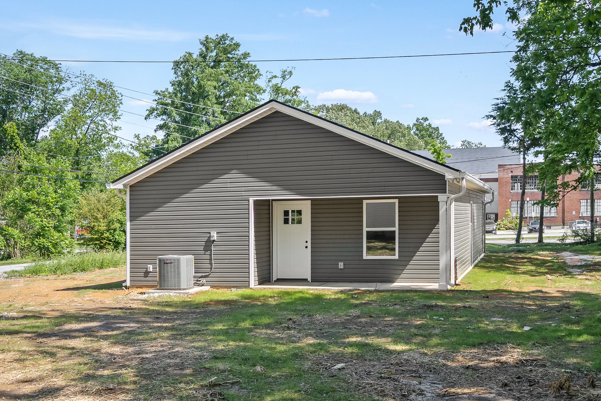 208 West Decherd Street Tullahoma, TN 37388 - Photo 27 of 31