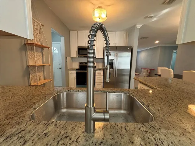 $2,900 | 3811 Northeast 18th Avenue, Pompano Beach, FL 33064