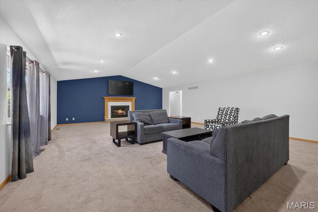 813 E Haven Waterloo, IL 62298 - Photo 6 of 55