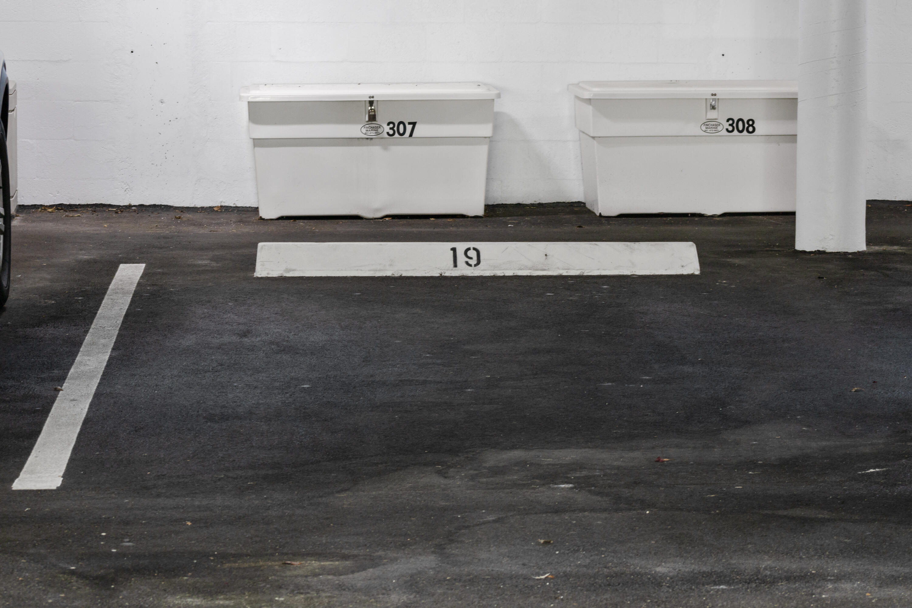 1200 Marine Way, Unit 802 North Palm Beach, FL 33408 - Photo 29 of 34 a view of wooden floor