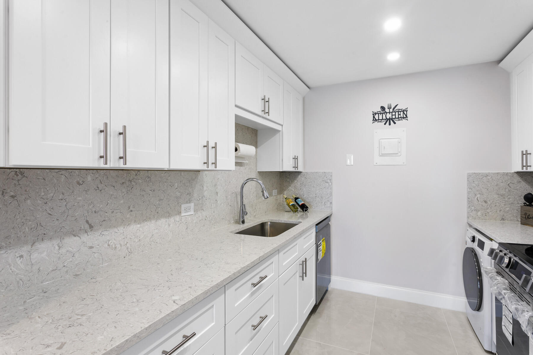 1200 Marine Way, Unit 802 North Palm Beach, FL 33408 - Photo 9 of 34