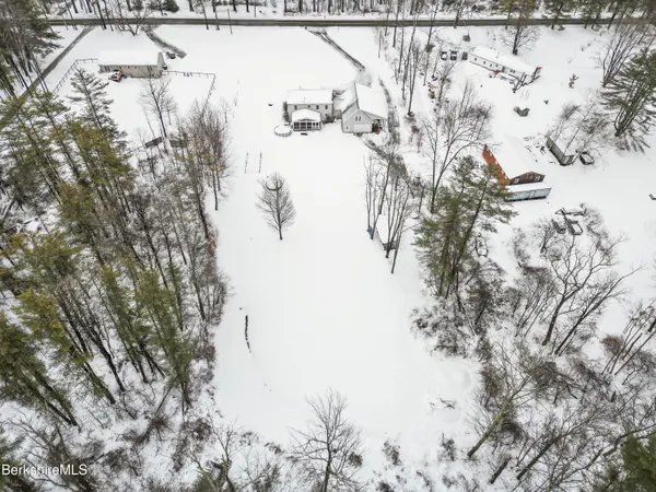 $625,000 | 121 W Road, Lee, MA 01238