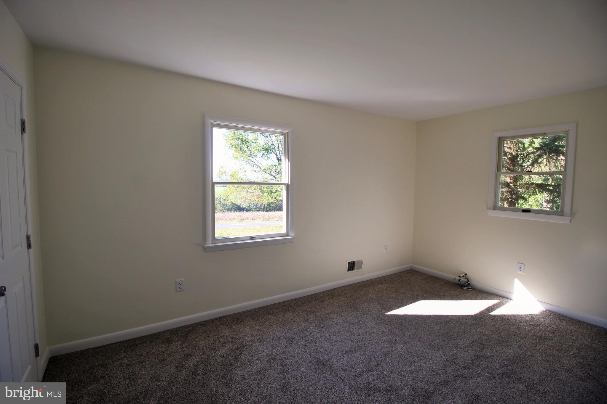 12805 Bunker Hill Road Union Bridge, MD 21791 - Photo 15 of 30 an empty room with a window