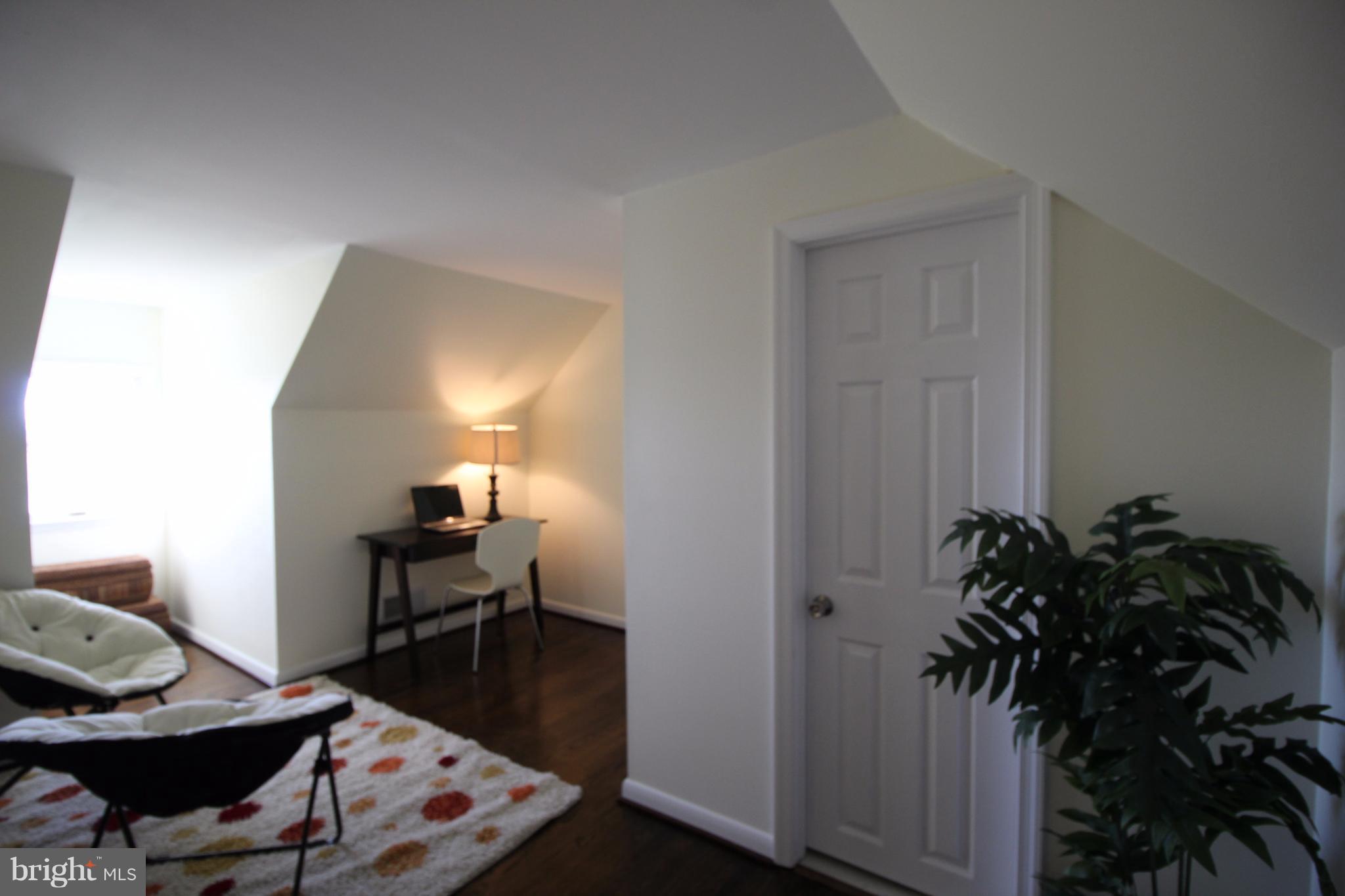 12805 Bunker Hill Road Union Bridge, MD 21791 - Photo 23 of 30 a room with furniture and a potted plant