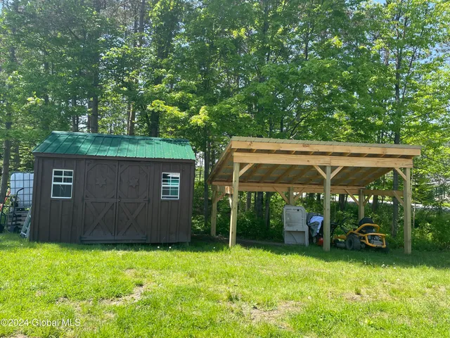 $155,000 | 10437 Highway 4, Whitehall, NY 12887