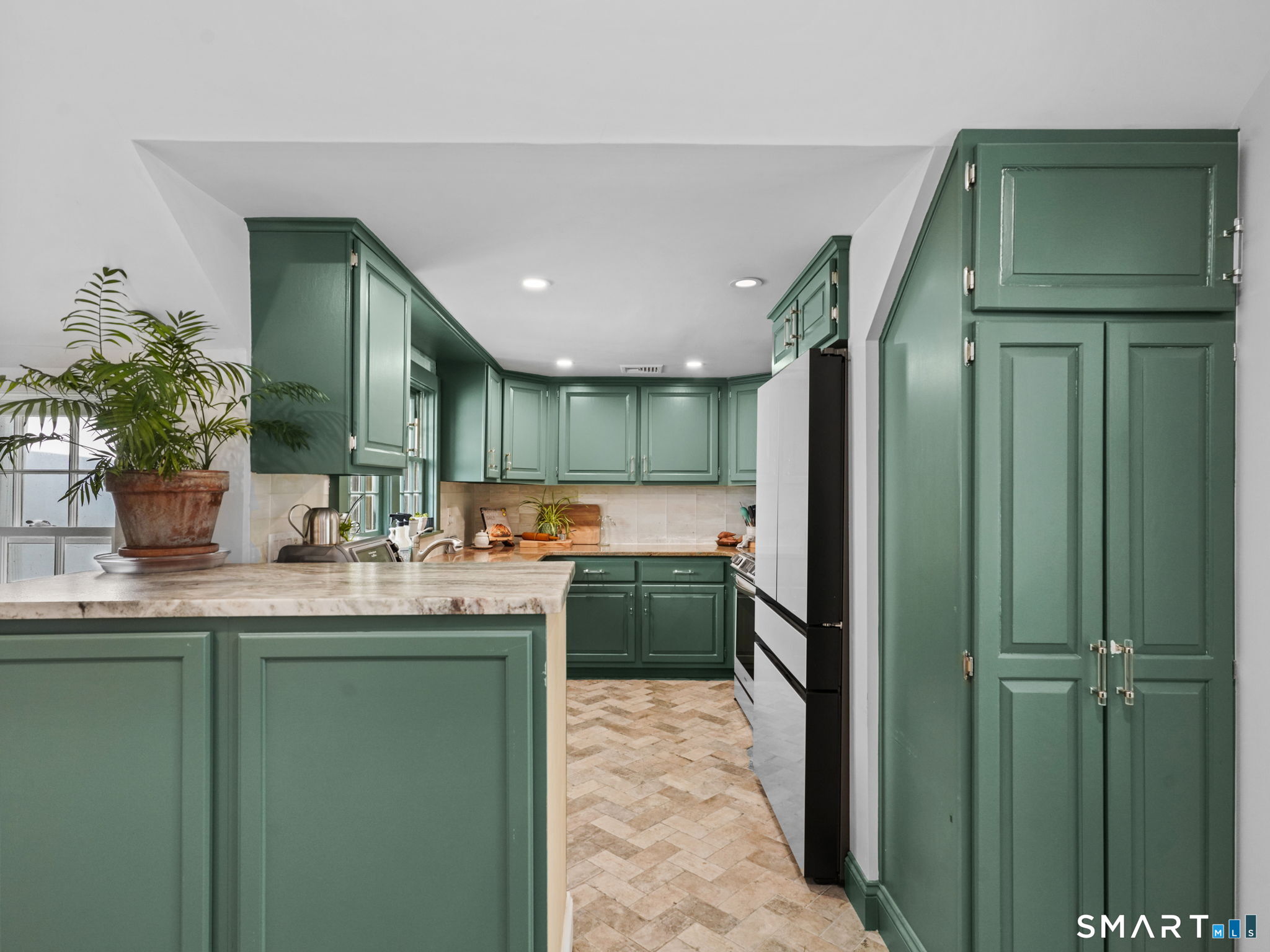 3 Valley View Road, Unit 1 Norwalk, CT 06851 - Photo 12 of 39