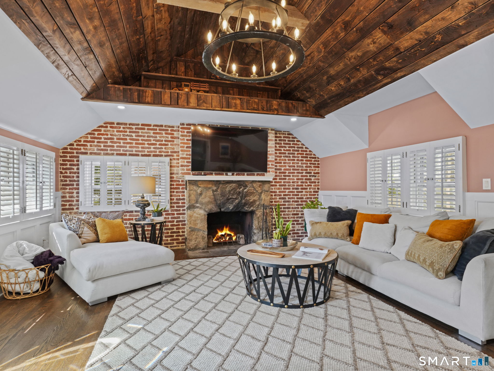 3 Valley View Road, Unit 1 Norwalk, CT 06851 - Photo 4 of 39