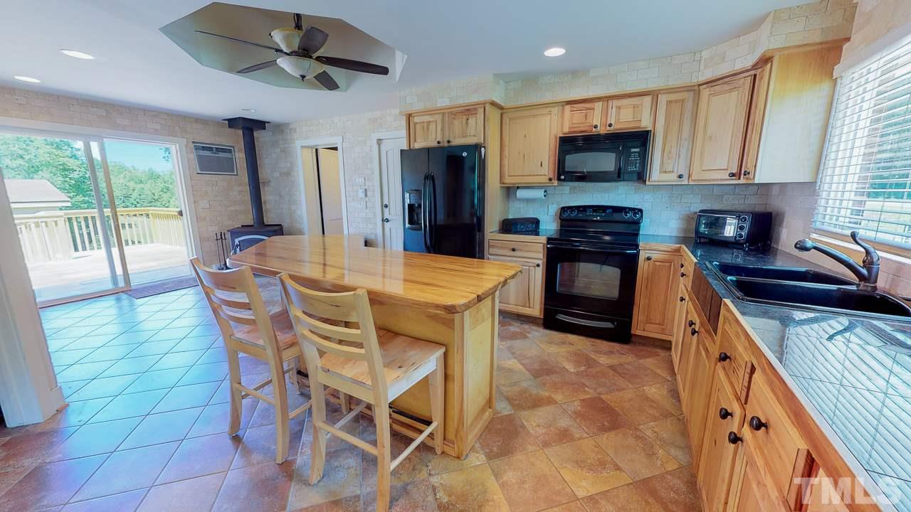 274 Ed Lester Road Roxboro, NC 27574 - Photo 4 of 30