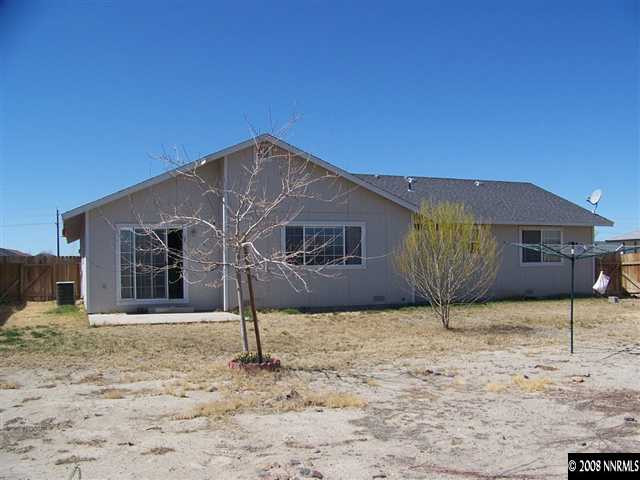 1170 Lattin Road Fallon, NV 89406 - Photo 5 of 6 a front view of a house with a yard