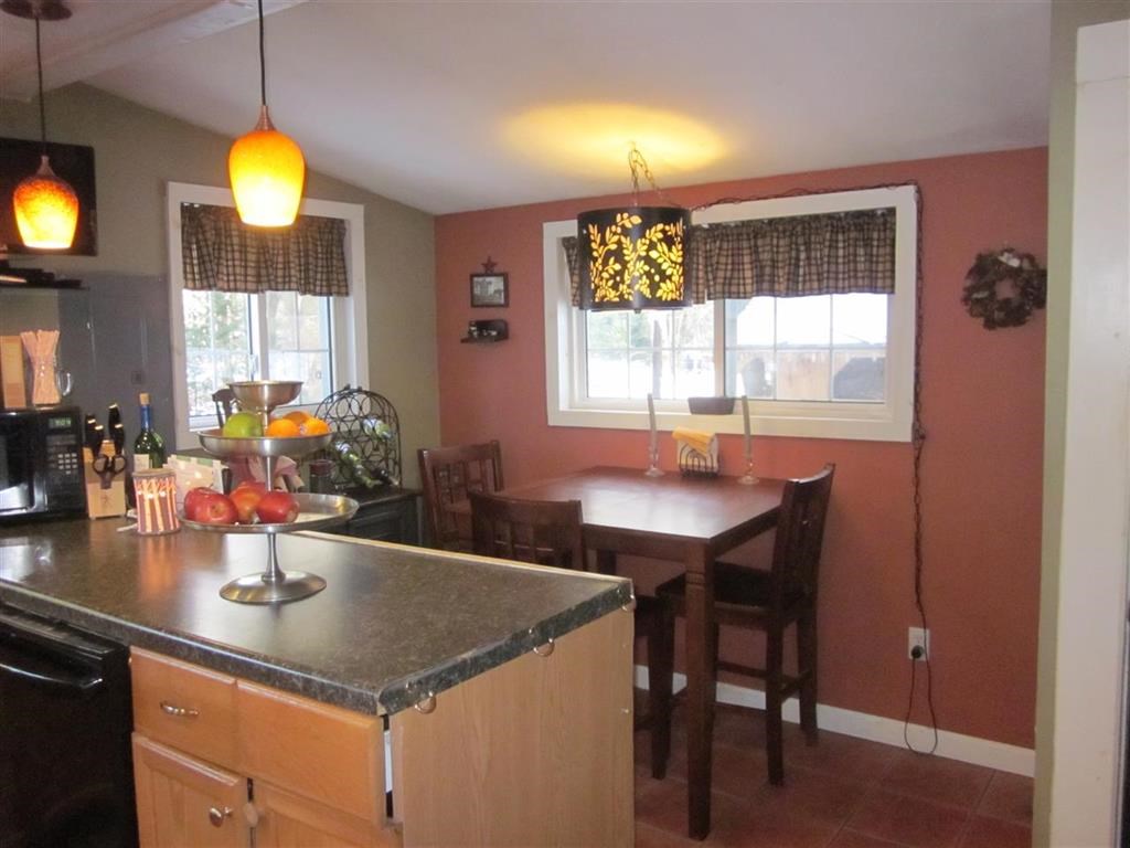 12 Showell Pond Road Sandown, NH 03873 - Photo 10 of 27