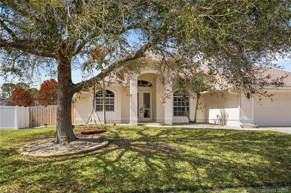 $565,000 | 2526 Southwest Abney Street, Port St. Lucie, FL 34953