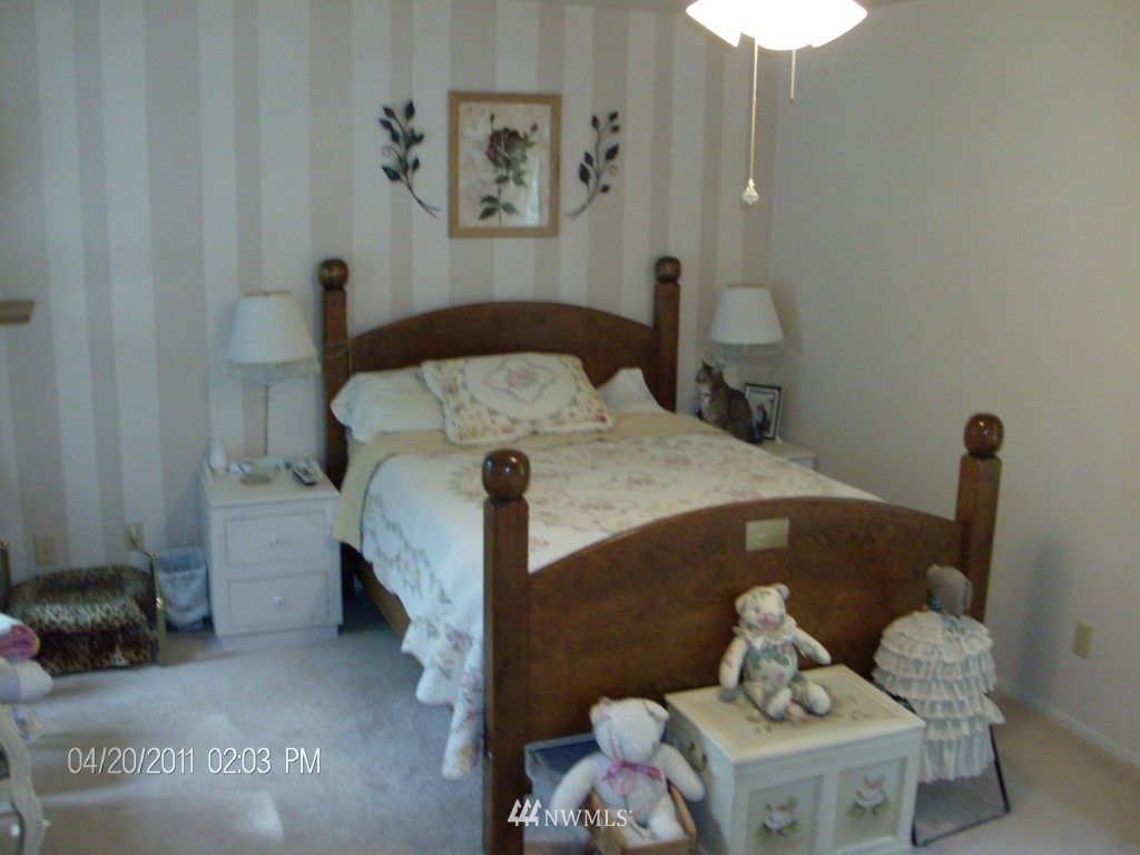 3425 North Wilson Road Oak Harbor, WA 98277 - Photo 11 of 15 Gallery Image 11