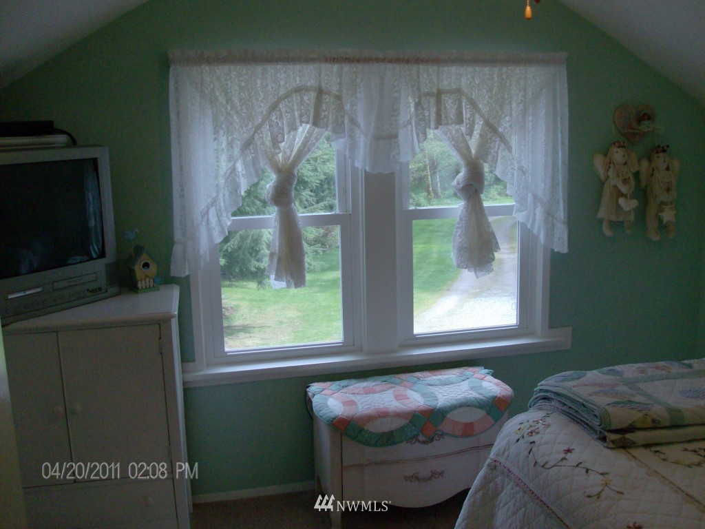 3425 North Wilson Road Oak Harbor, WA 98277 - Photo 14 of 15 Gallery Image 14