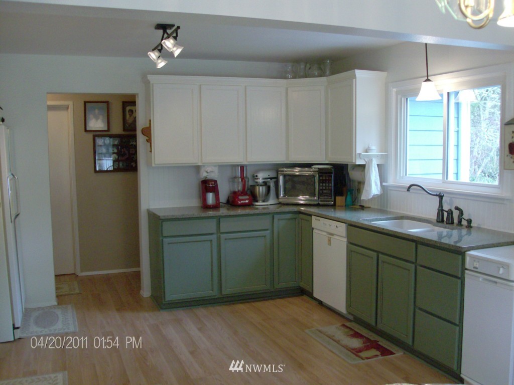 3425 North Wilson Road Oak Harbor, WA 98277 - Photo 4 of 15 Gallery Image 4