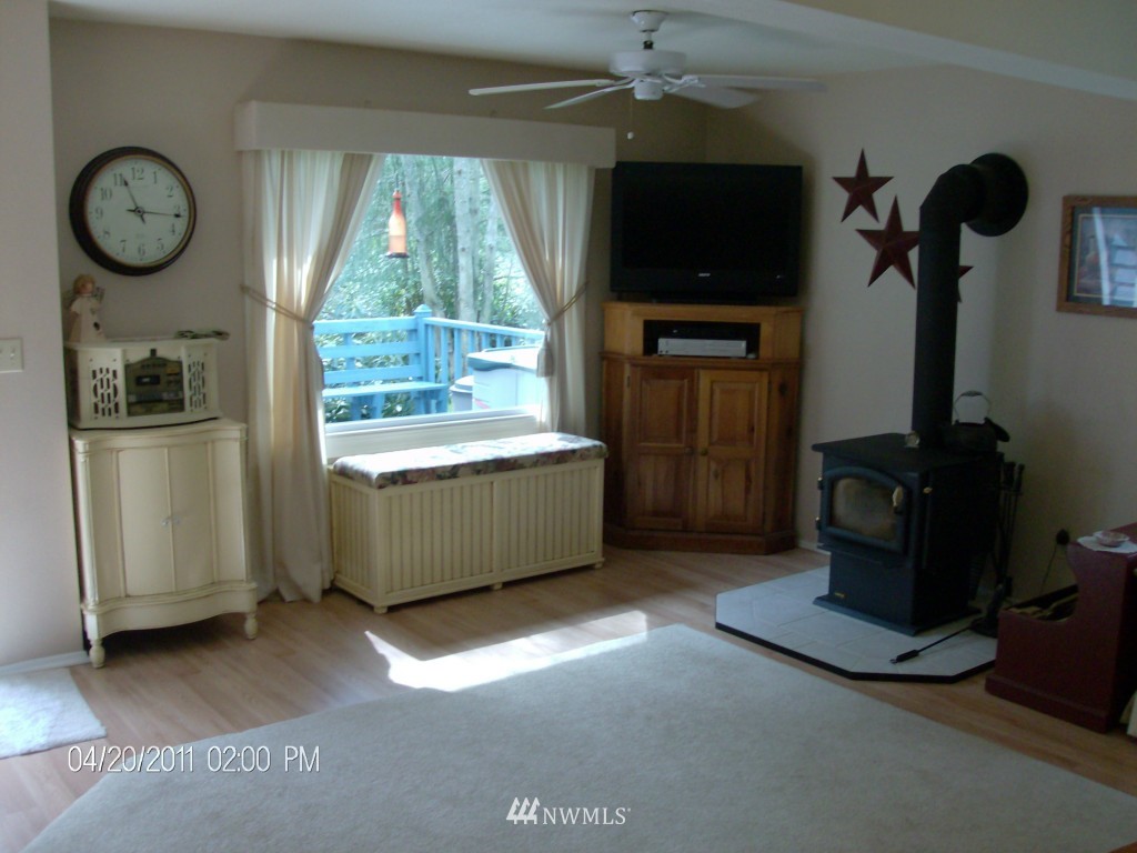 3425 North Wilson Road Oak Harbor, WA 98277 - Photo 9 of 15 Gallery Image 9