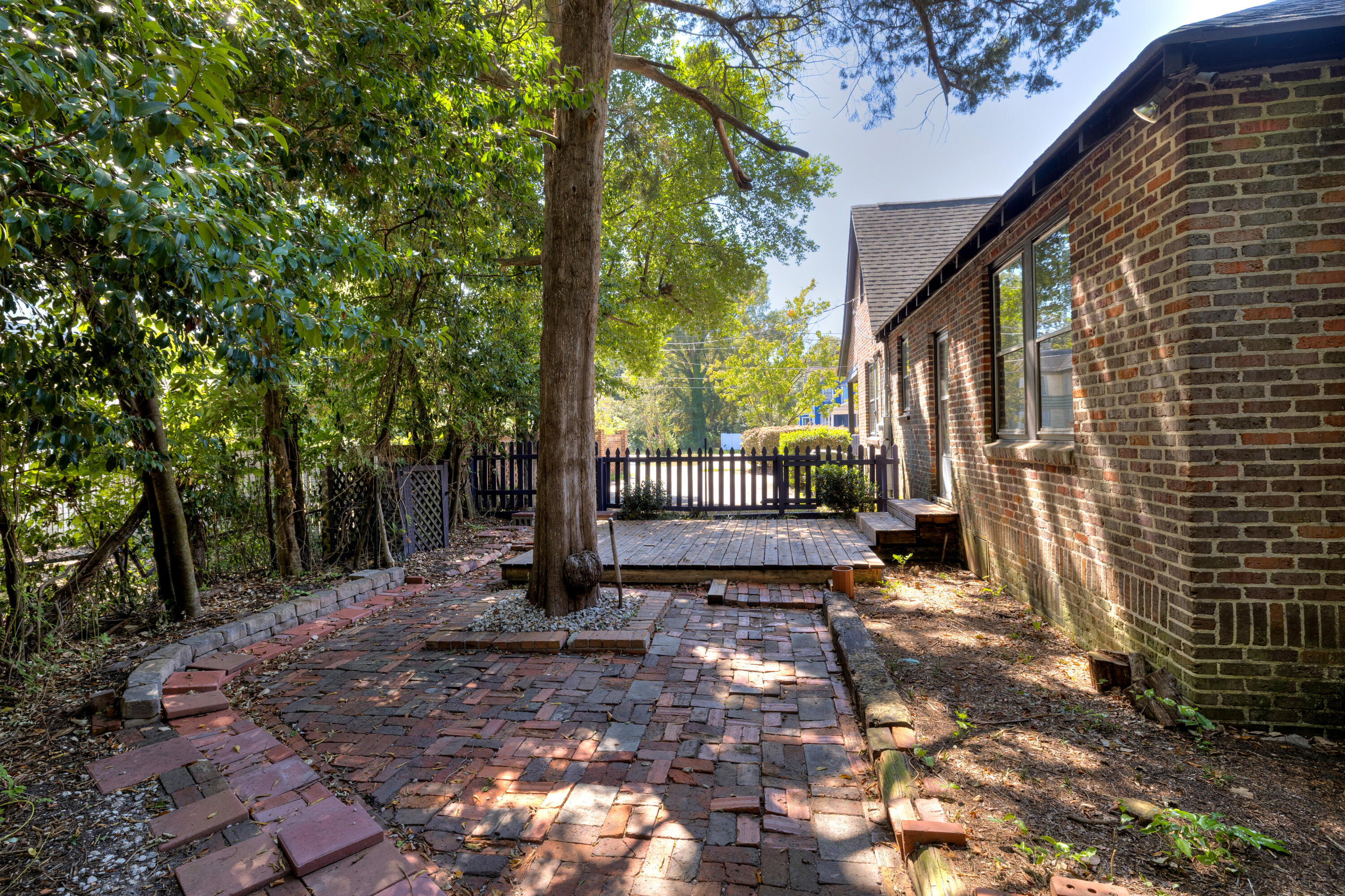 307 West Calhoun Street Sumter, SC 29150 - Photo 28 of 31 07