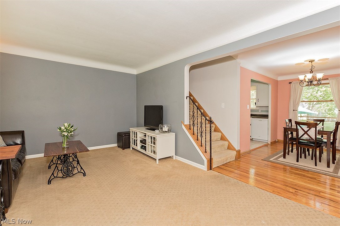 4967 North Barton Road Cleveland, OH 44124 - Photo 6 of 34