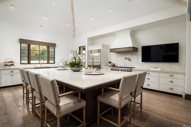 $6,295,000 | 18411 Calle La Serra, Rancho Santa Fe, CA 92091