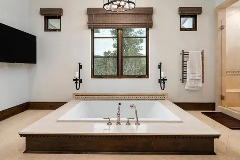 $6,295,000 | 18411 Calle La Serra, Rancho Santa Fe, CA 92091