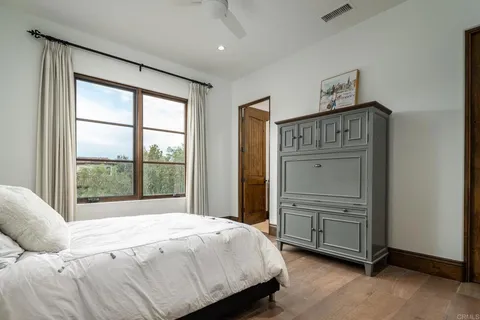 $6,295,000 | 18411 Calle La Serra, Rancho Santa Fe, CA 92091