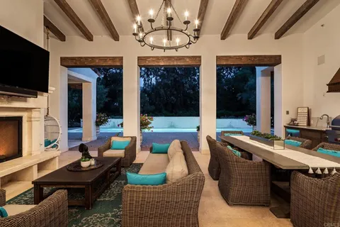 $6,295,000 | 18411 Calle La Serra, Rancho Santa Fe, CA 92091
