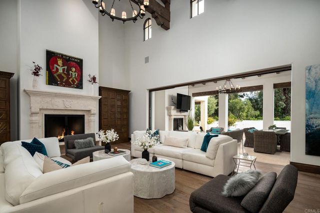 $6,295,000 | 18411 Calle La Serra, Rancho Santa Fe, CA 92091