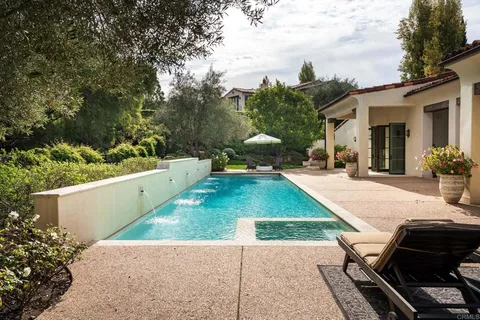 $6,295,000 | 18411 Calle La Serra, Rancho Santa Fe, CA 92091