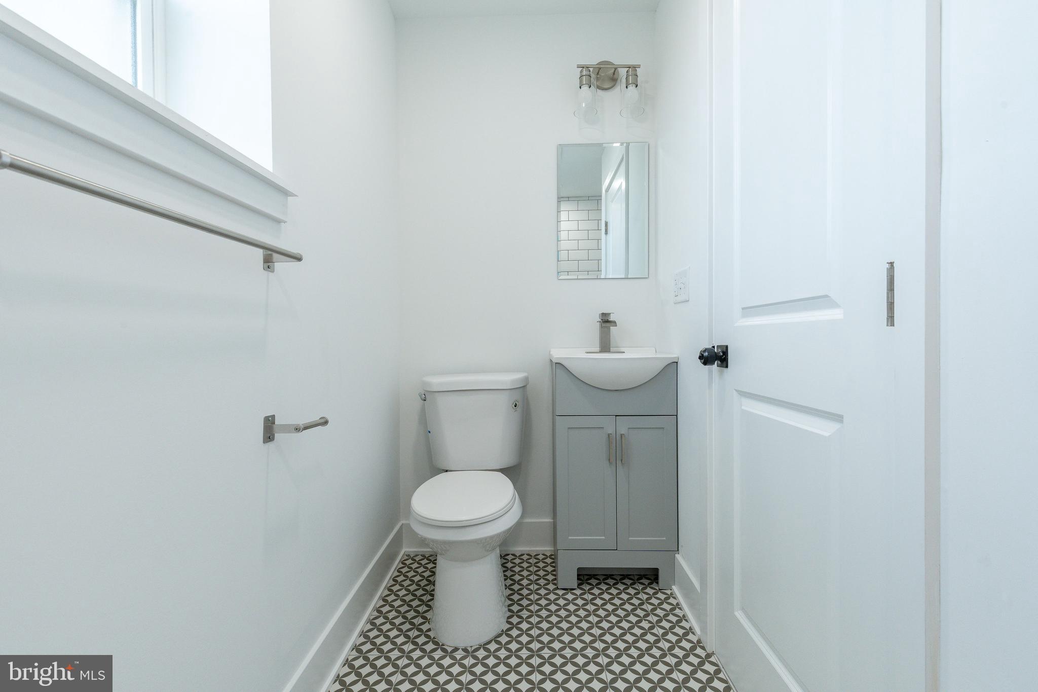 351 Fitzgerald Street Philadelphia, PA 19148 - Photo 17 of 28 Hallway Bathroom