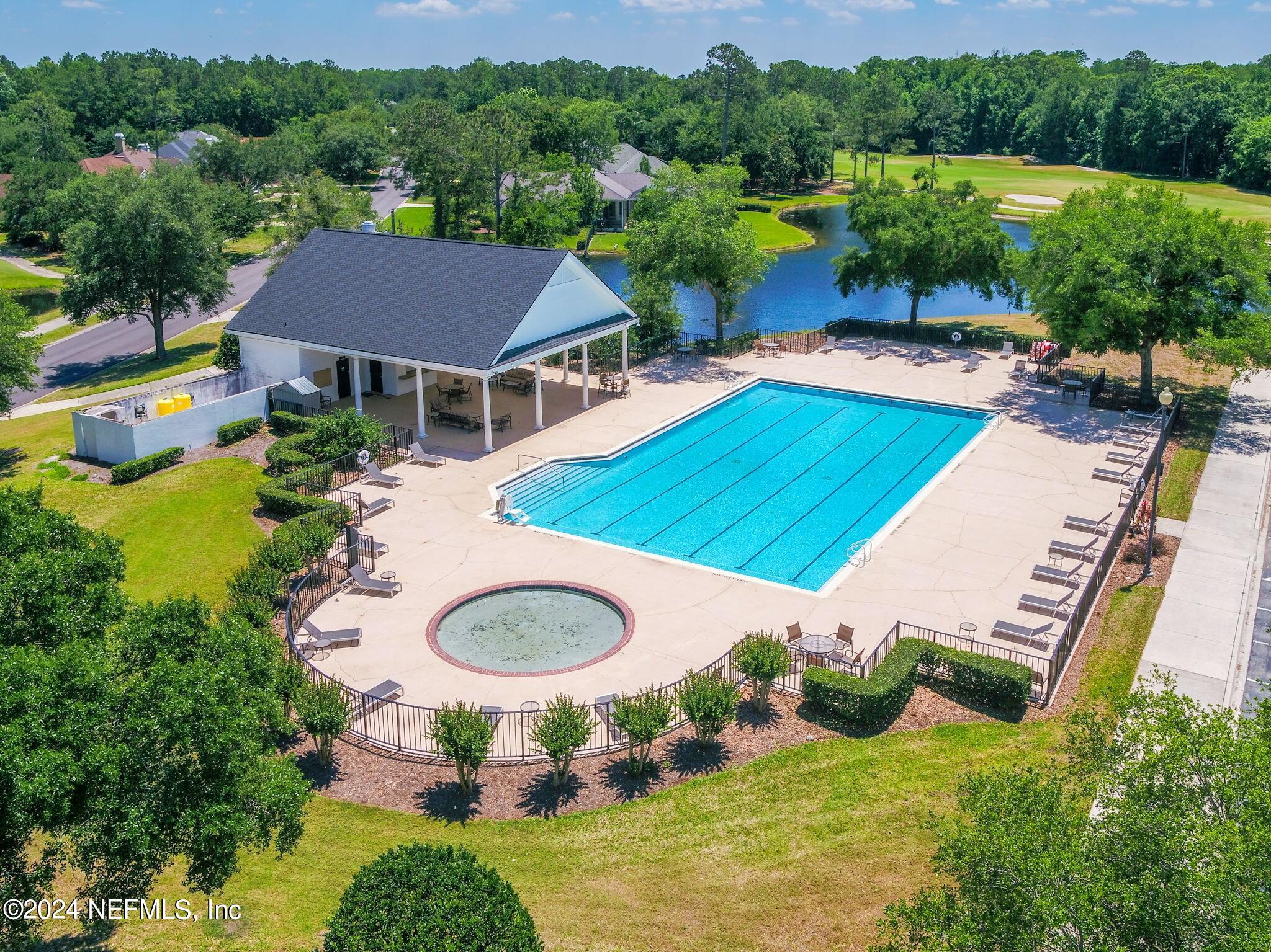 9902 Blakeford Mill Road Jacksonville, FL 32256 - Photo 64 of 69 Country club pool