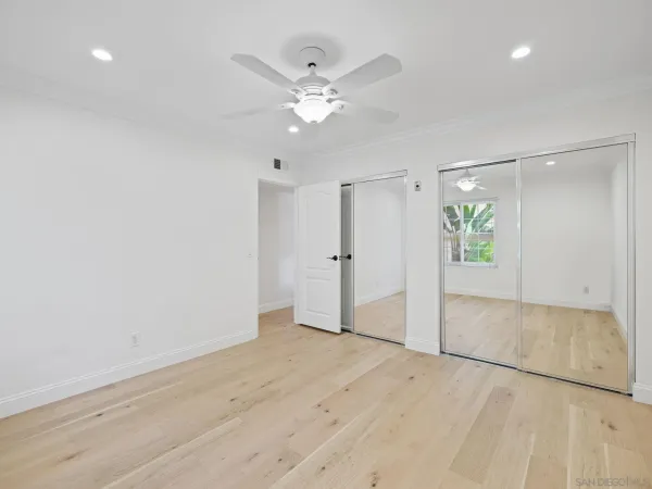 $2,600 | 12023 Alta Carmel Court, Unit 244, San Diego, CA 92128