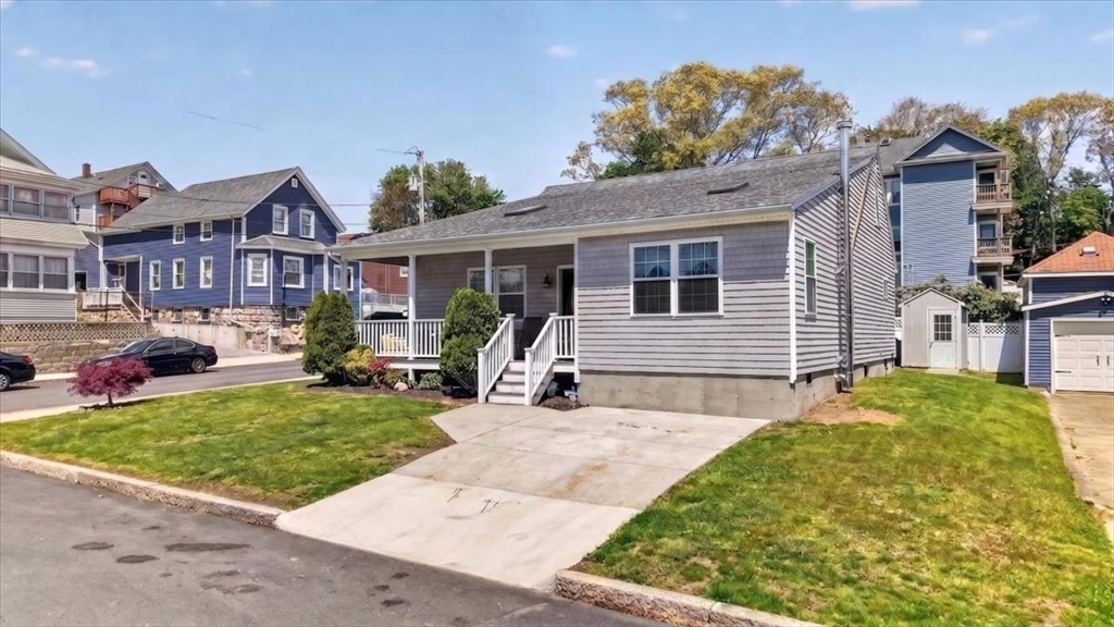 8 Alsop Street Fall River, MA 02723 - Photo 6 of 34