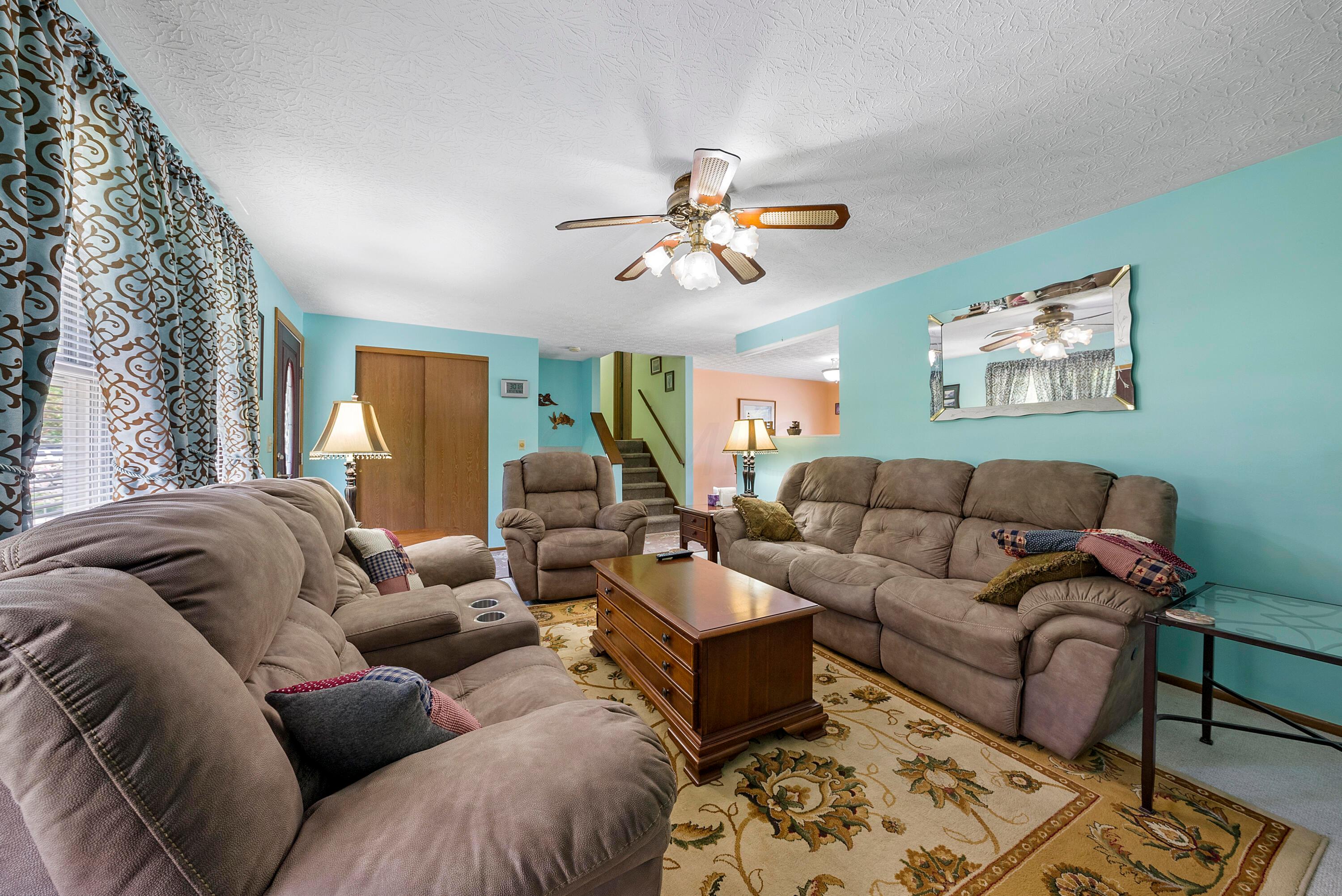 2840 Horseshoe Road Delaware, OH 43015 - Photo 10 of 52 9 Living Room