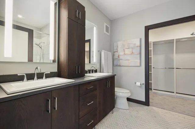 $7,552 | 253 Lake Street East, Unit 208, Wayzata, MN 55391