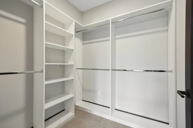 $7,552 | 253 Lake Street East, Unit 208, Wayzata, MN 55391