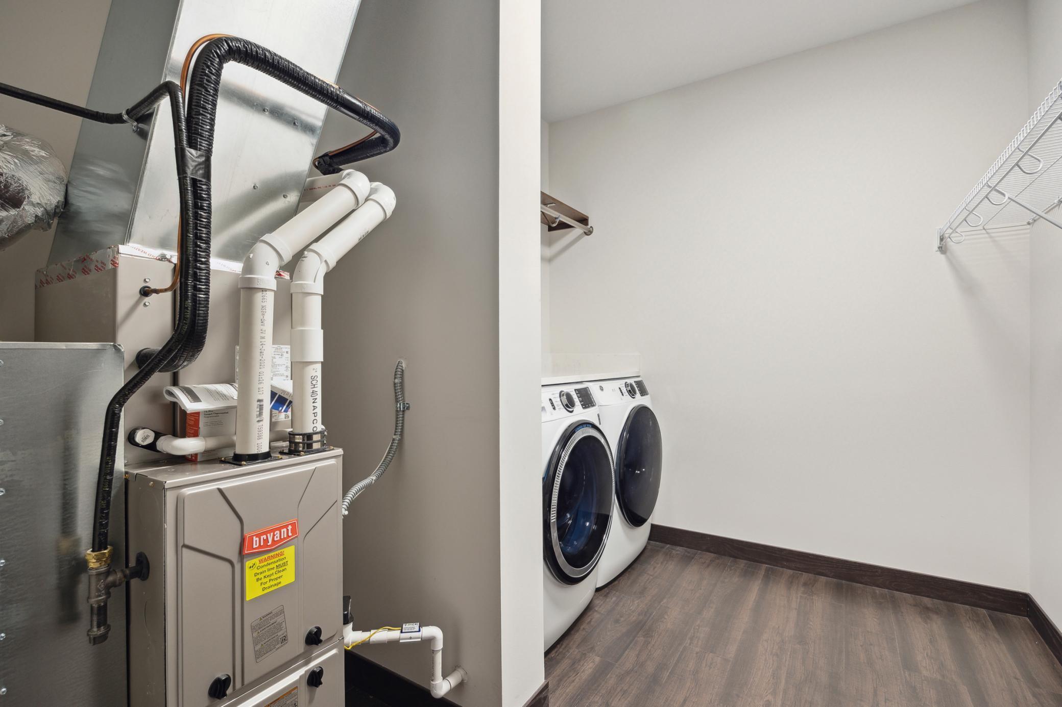 253 Lake Street East, Unit 208 Wayzata, MN 55391 - Photo 38 of 61