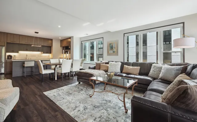 $7,552 | 253 Lake Street East, Unit 208, Wayzata, MN 55391