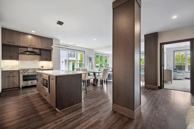 $7,552 | 253 Lake Street East, Unit 208, Wayzata, MN 55391