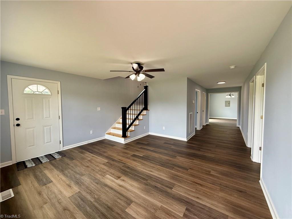 6129 Ridge Road Lexington, NC 27295 - Photo 10 of 37 Family Room showing front door entry
