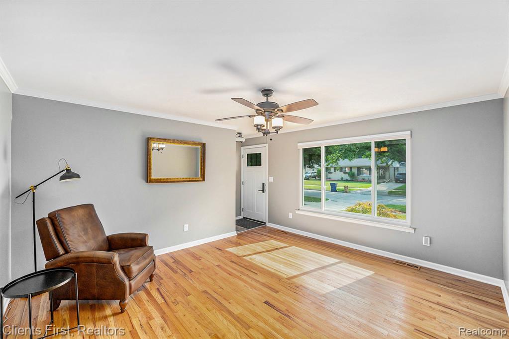 8451 Orhan Street Canton, MI 48187 - Photo 2 of 29 Gallery Image 2