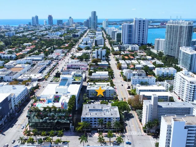 $2,600 | 1615 West Avenue, Unit 304, Miami Beach, FL 33139