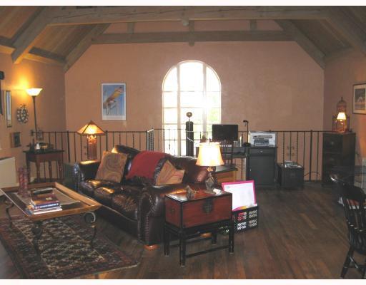 788 Osage Road Mt. Lebanon, PA 15243 - Photo 8 of 18 Den/Family/Great Room.