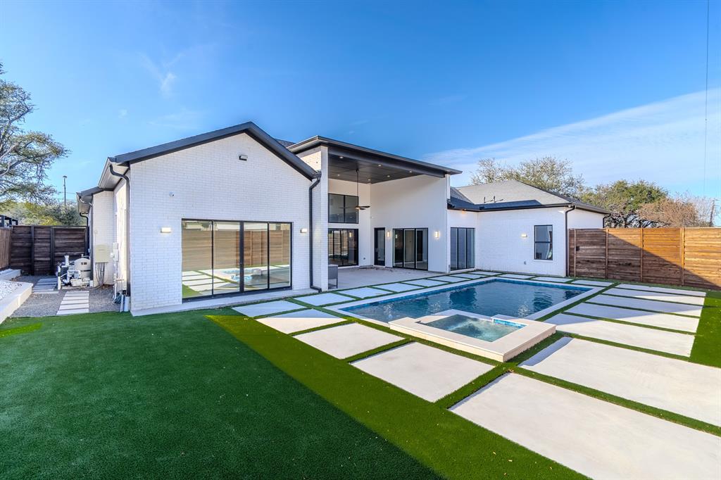 11232 Hillcrest Road Dallas, TX 75230 - Photo 3 of 34