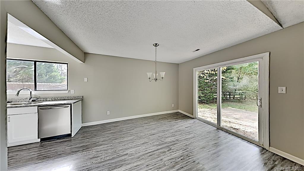 10006 Fairway Ridge Road Charlotte, NC 28277 - Photo 3 of 14