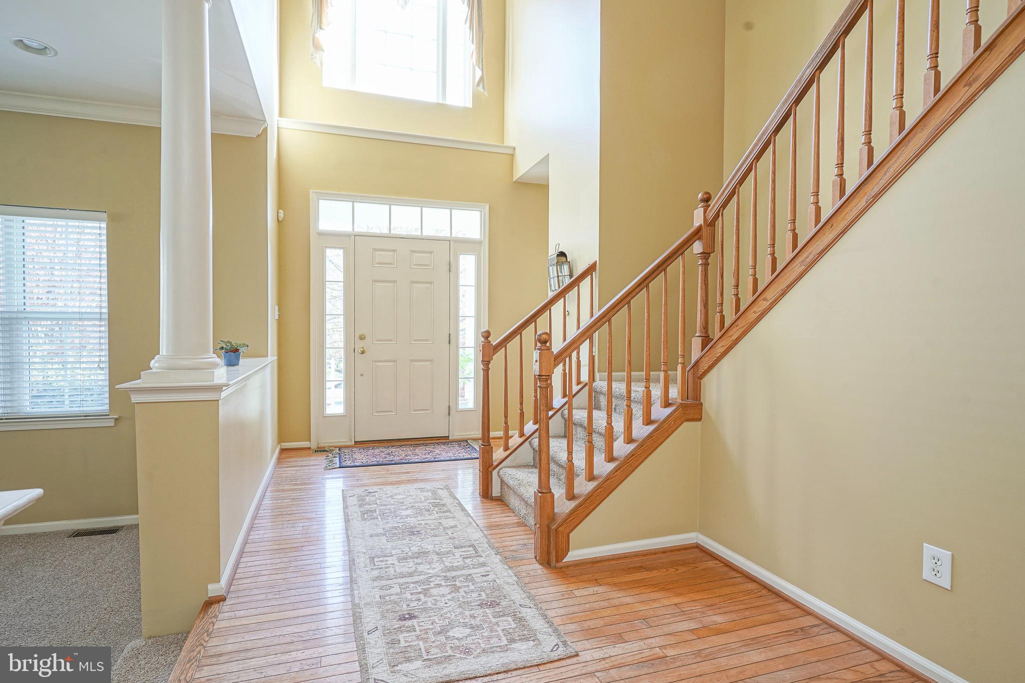 6 Sylvan Court Delran, NJ 08075 - Photo 4 of 49 a view of an entryway with wooden floor