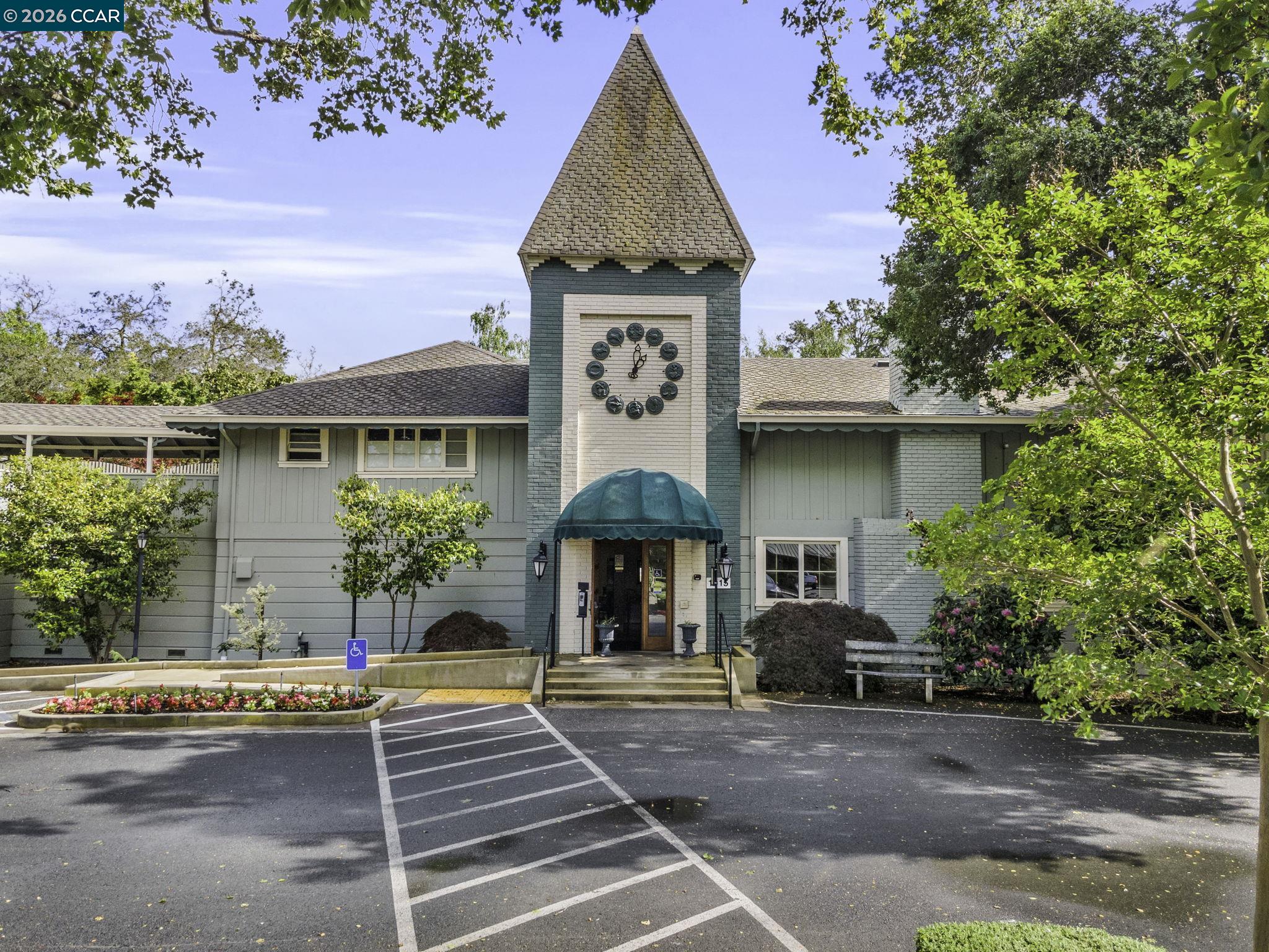 1935 Golden Rain Road, Unit 1 Walnut Creek, CA 94595 - Photo 40 of 46